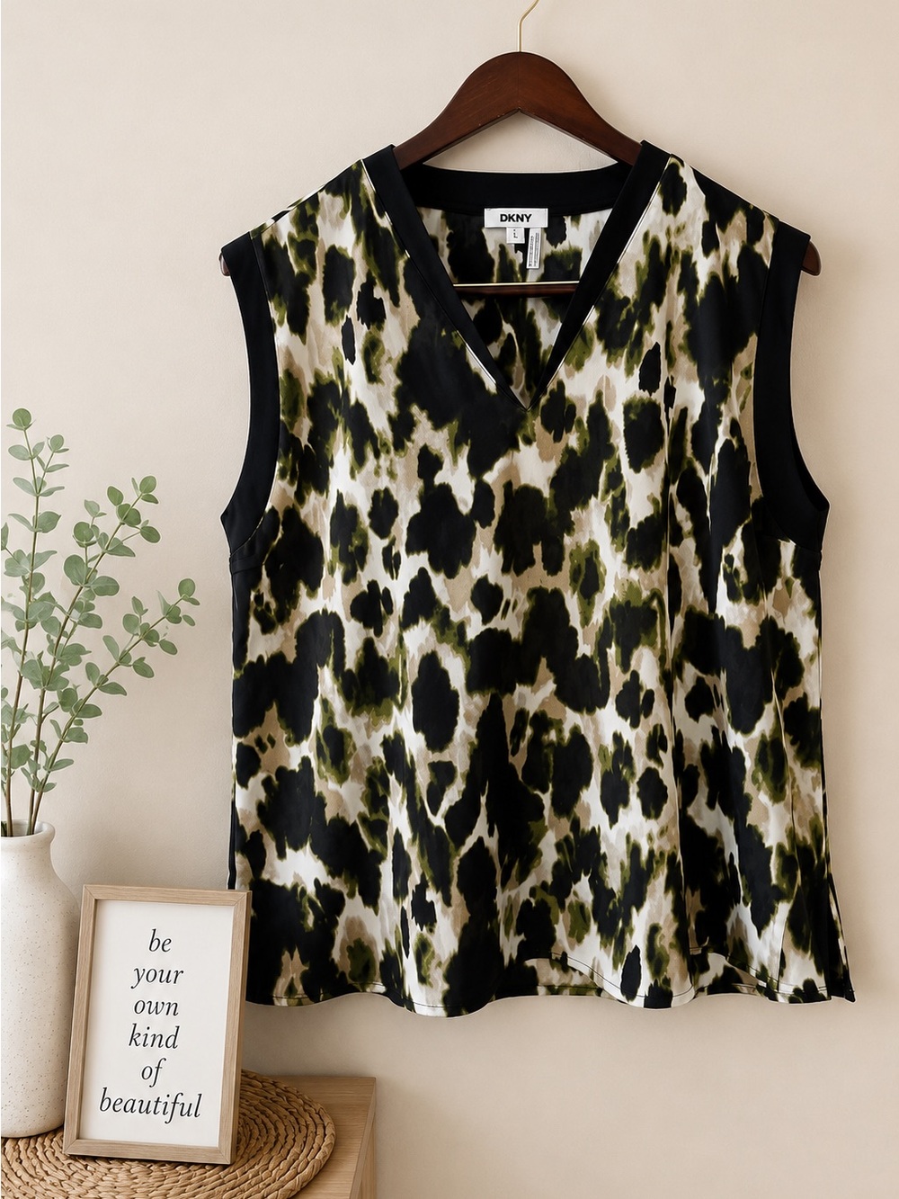 DKNY Olive, Black & Cream Sleeveless V-Neck Printed Camisole
